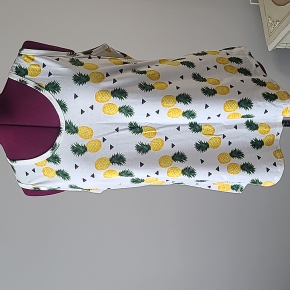 Pineapple Print Tank Too - Picture 2 of 4